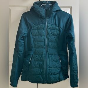🍒LULULEMON sz 10 DOWN FOR IT ALL JACKET 700-Fill STORM TEAL Green-Blue ~ Hood!!